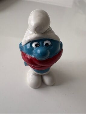 20004 Peyo Schleich Smurf figure - Shiver Smurf (Winterschlumpf) , West Germany.